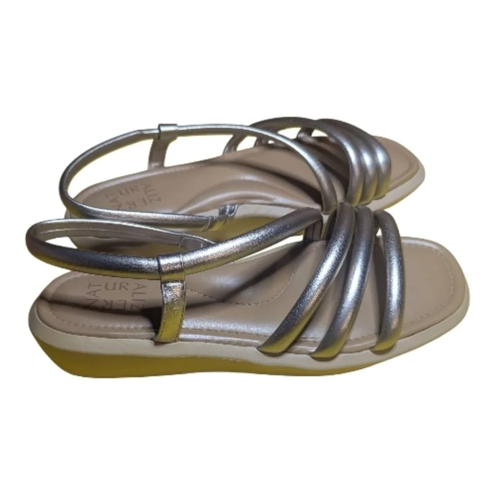 Naturalizer Ankle Strap Sandals Size 8.5 Silver Metallic Shine Straps